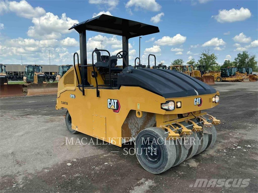CAT CW16 Пневматичні катки