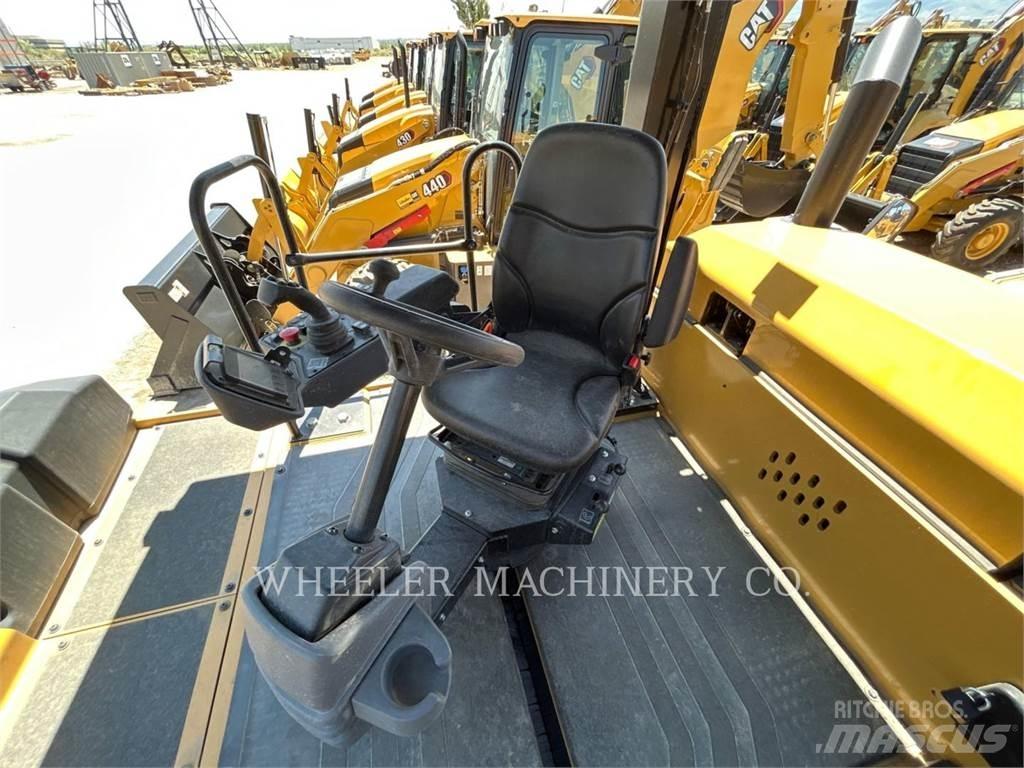 CAT CW34 Пневматичні катки