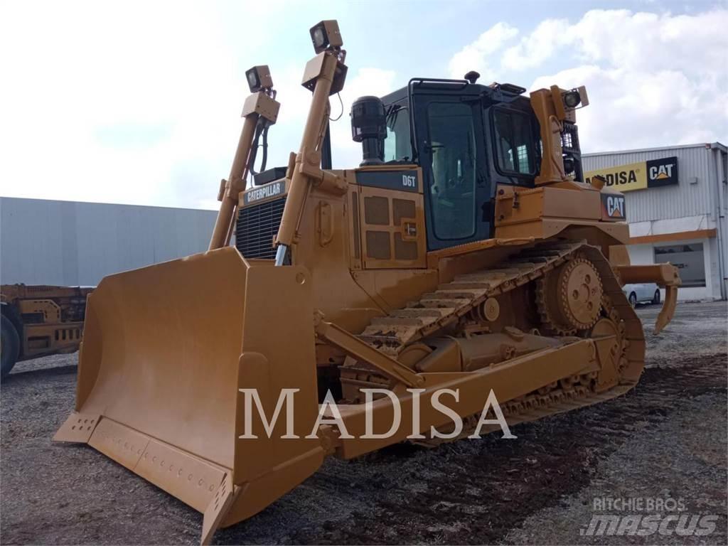 CAT D 6 T Гусеничні бульдозери