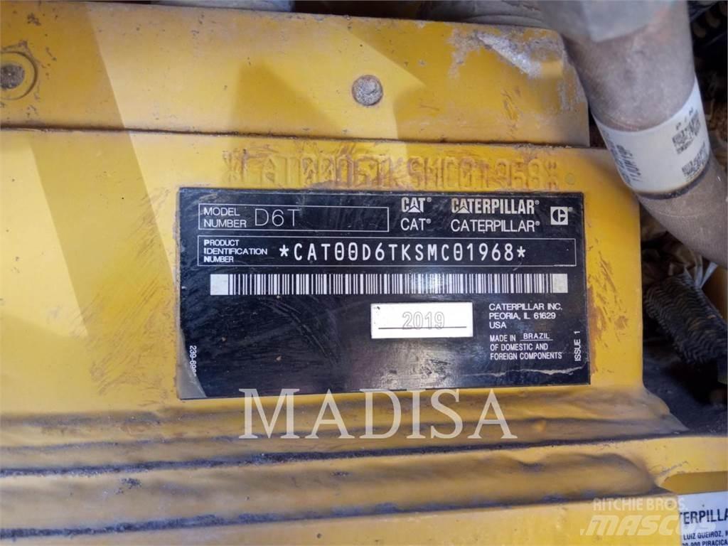 CAT D 6 T Гусеничні бульдозери