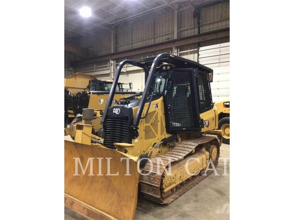 CAT D1 Гусеничні бульдозери