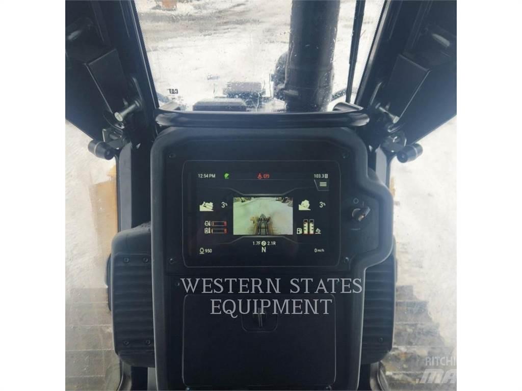 CAT D1 Гусеничні бульдозери