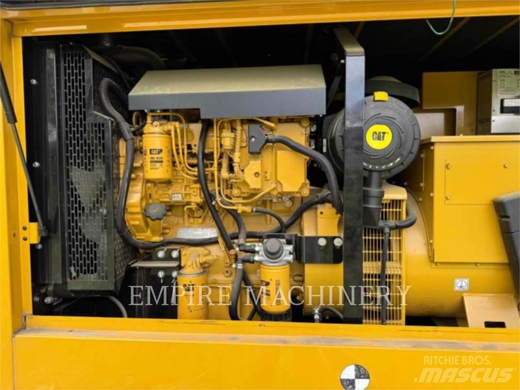 CAT D100 Дизельні генератори