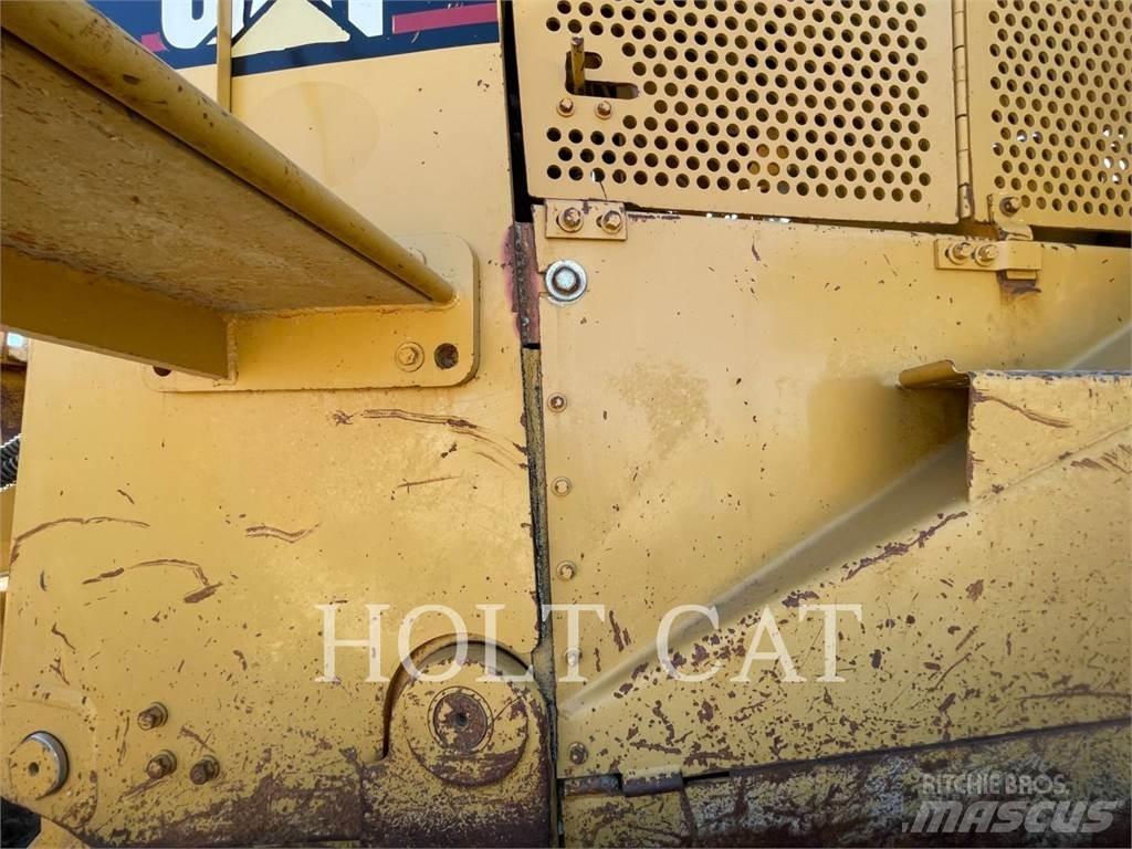 CAT D10R Гусеничні бульдозери