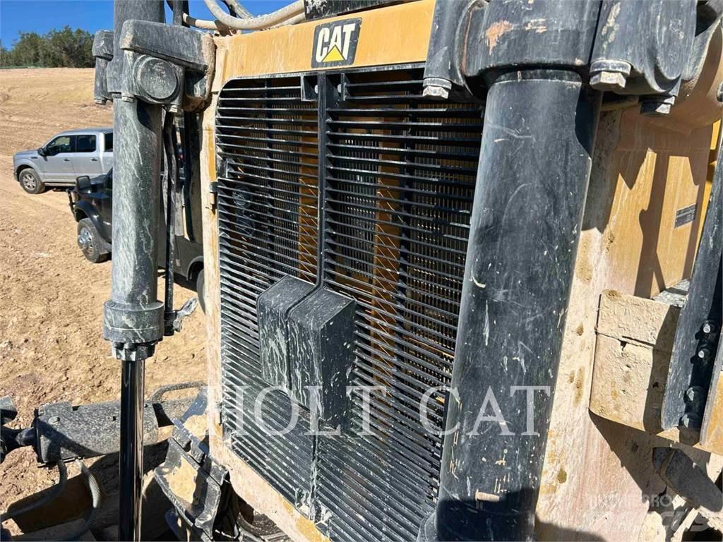CAT D10T2 Гусеничні бульдозери