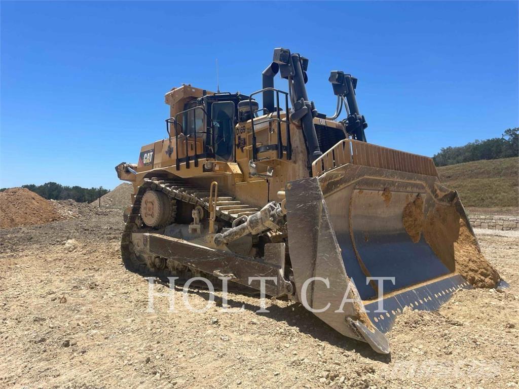 CAT D10T2 Гусеничні бульдозери