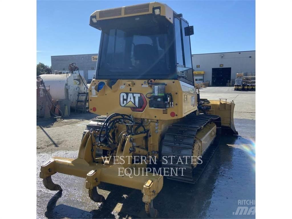 CAT D2 Гусеничні бульдозери