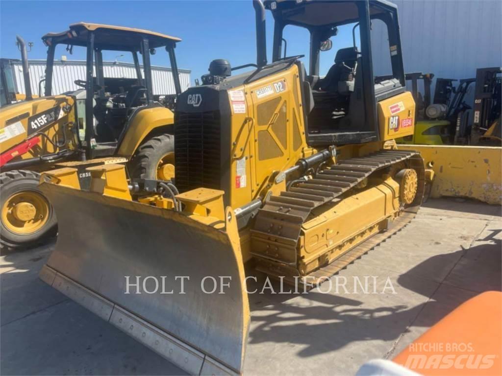 CAT D2 Гусеничні бульдозери