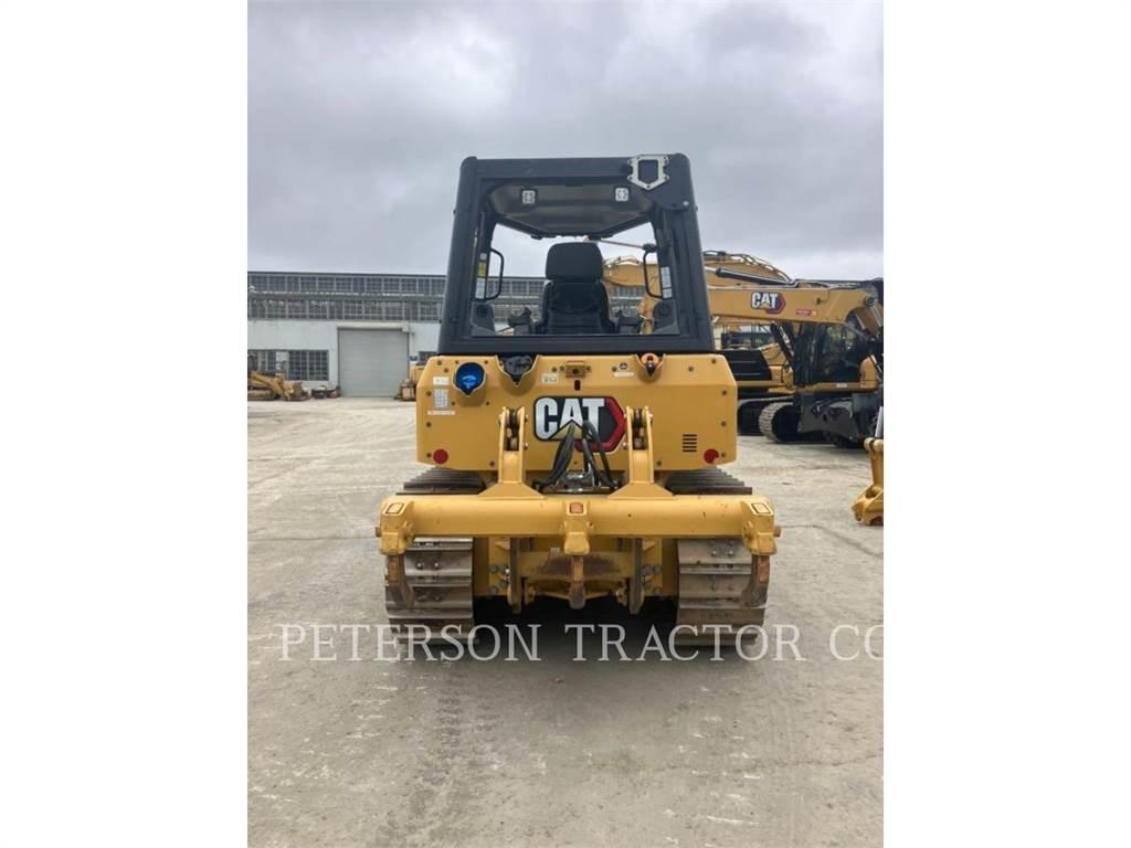 CAT D2 Гусеничні бульдозери
