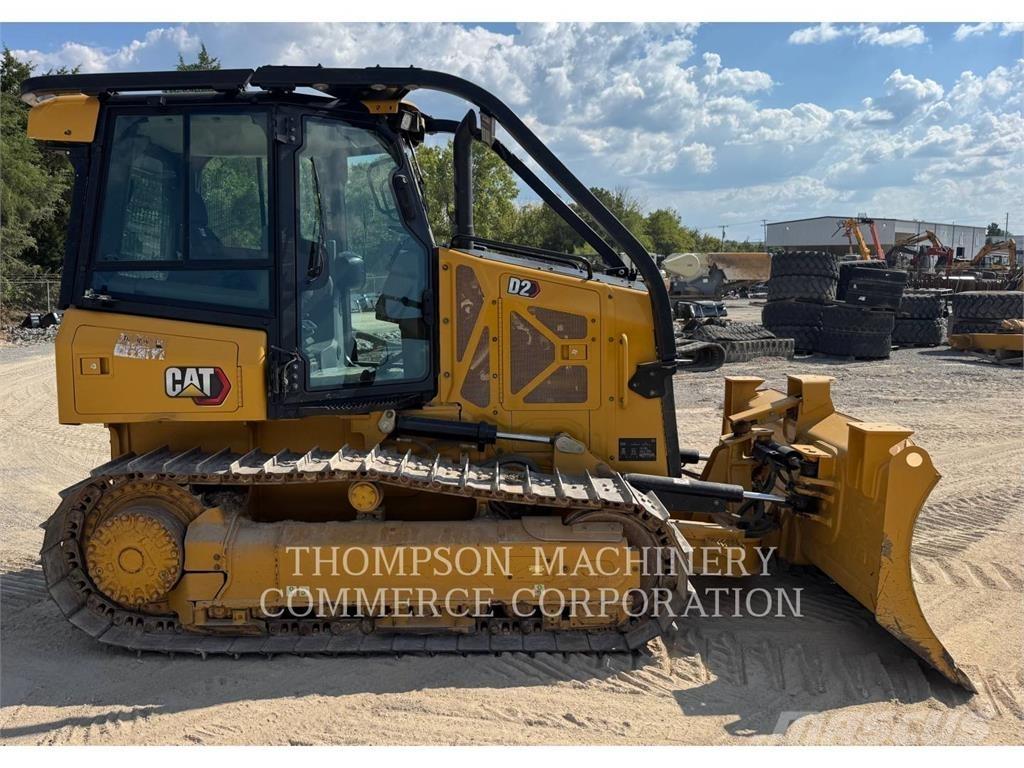 CAT D2-12 Гусеничні бульдозери