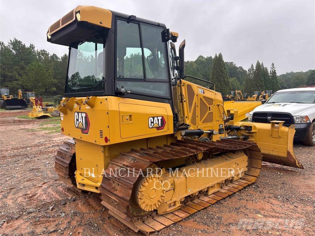 CAT D2 LGP Гусеничні бульдозери