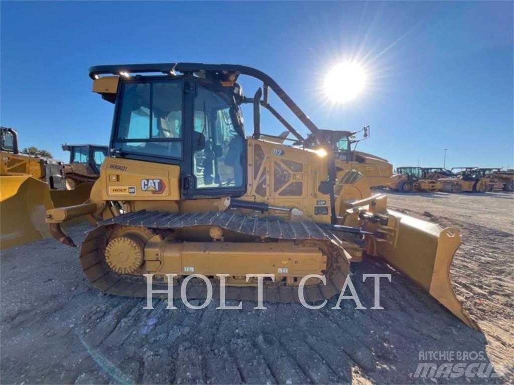 CAT D2 LGPCAB Гусеничні бульдозери