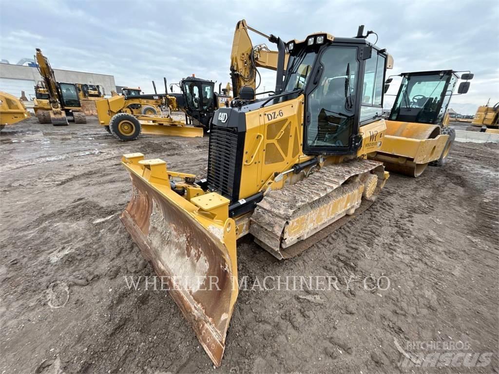 CAT D2 XL Гусеничні бульдозери