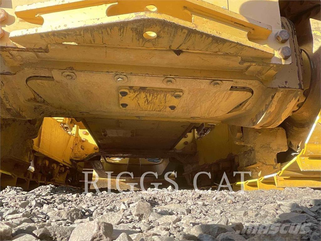 CAT D2 XL AAG Гусеничні бульдозери
