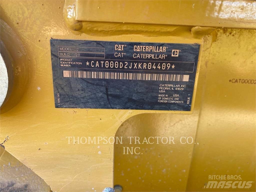 CAT D2LGP Гусеничні бульдозери