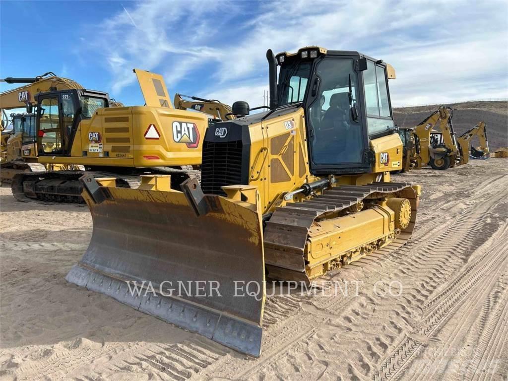 CAT D3 Гусеничні бульдозери