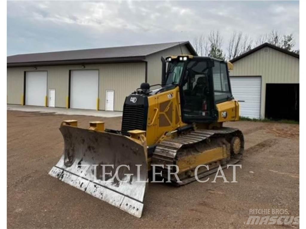 CAT D3 Гусеничні бульдозери