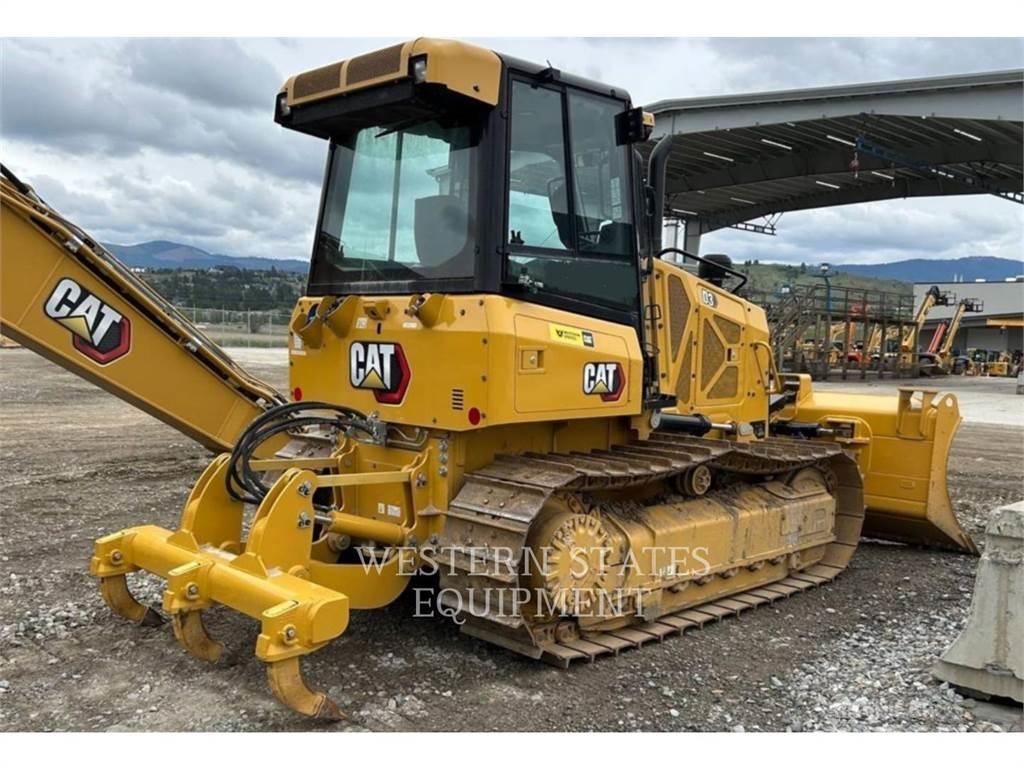 CAT D3 Гусеничні бульдозери