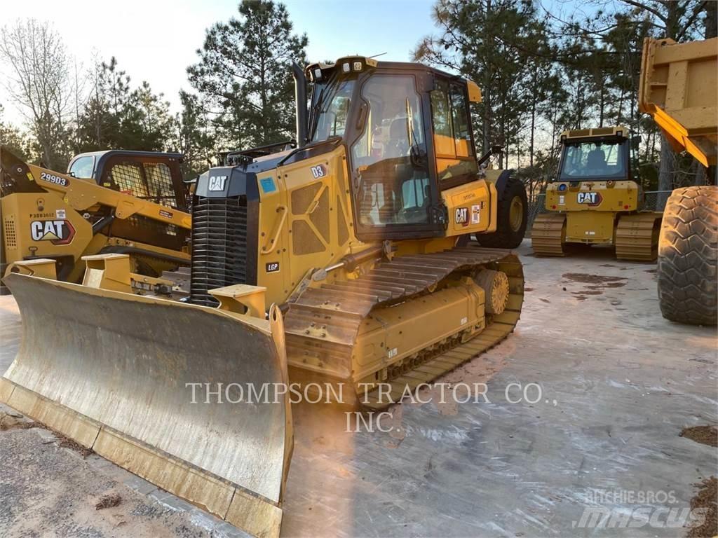 CAT D3 Гусеничні бульдозери