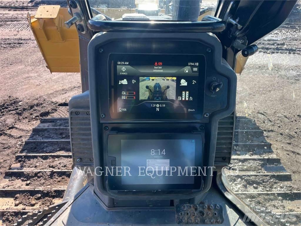 CAT D3 Гусеничні бульдозери