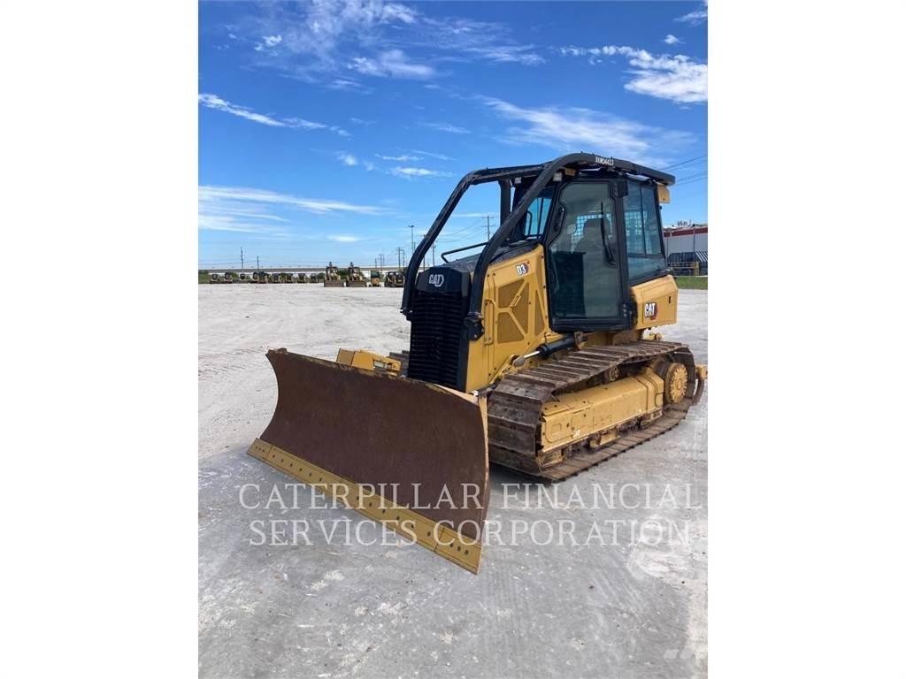 CAT D3-12 Гусеничні бульдозери