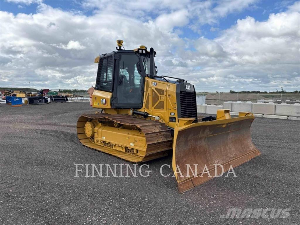 CAT D3-12 Гусеничні бульдозери