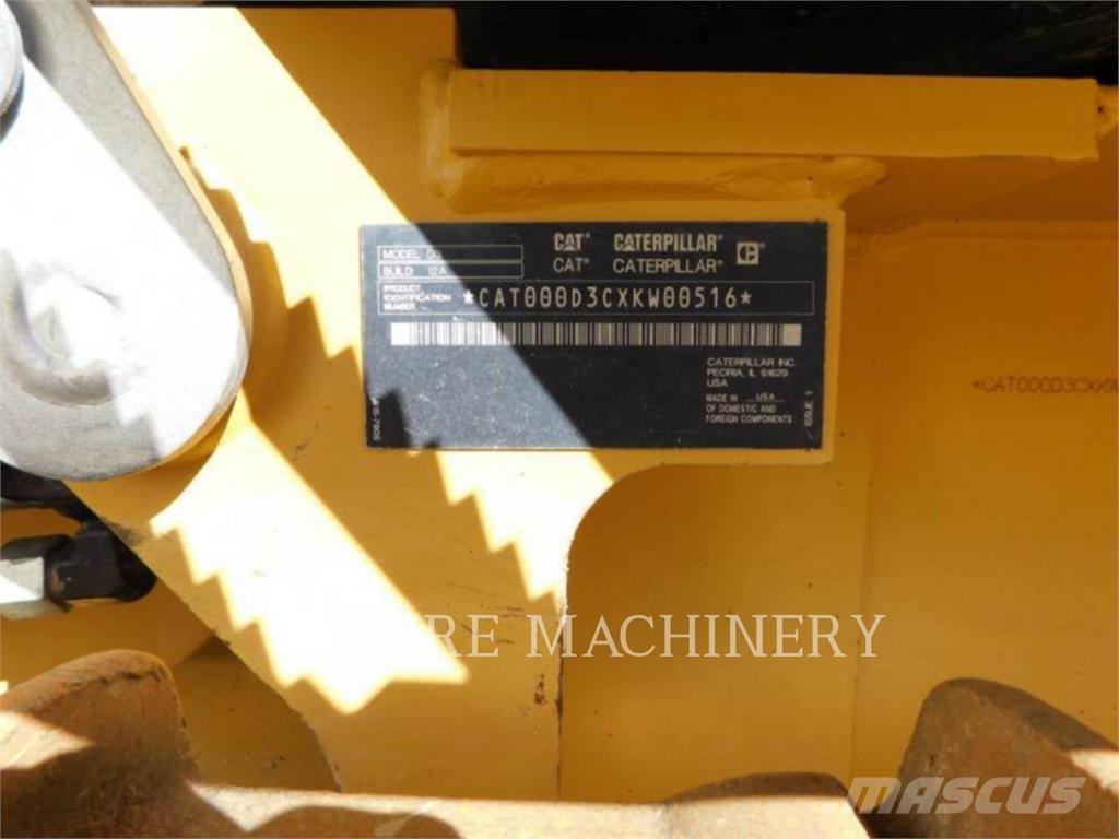 CAT D3-12 ARO Гусеничні бульдозери
