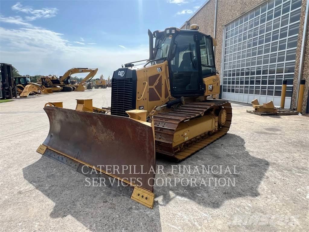 CAT D3-12LGP Гусеничні бульдозери
