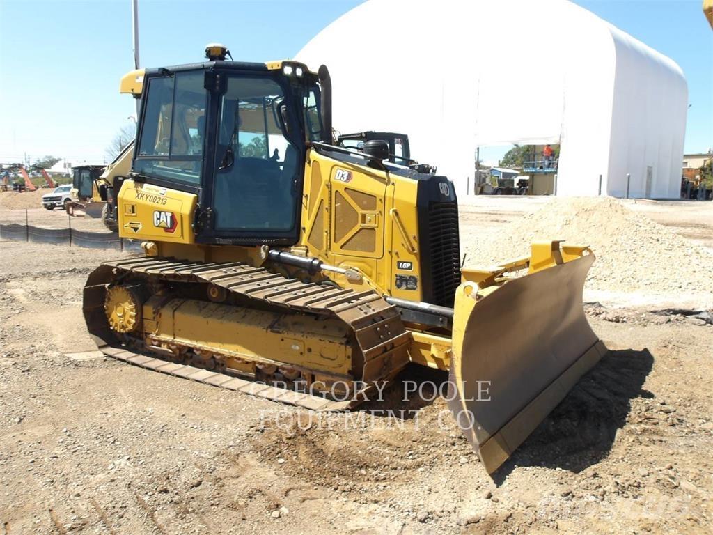 CAT D3-12LGP Гусеничні бульдозери