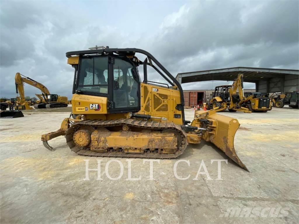 CAT D3 CAB3 Гусеничні бульдозери