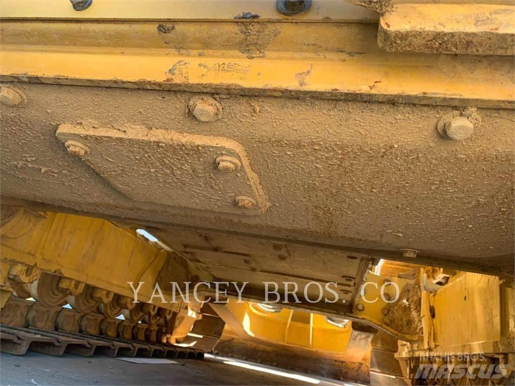 CAT D3 LGP Гусеничні бульдозери