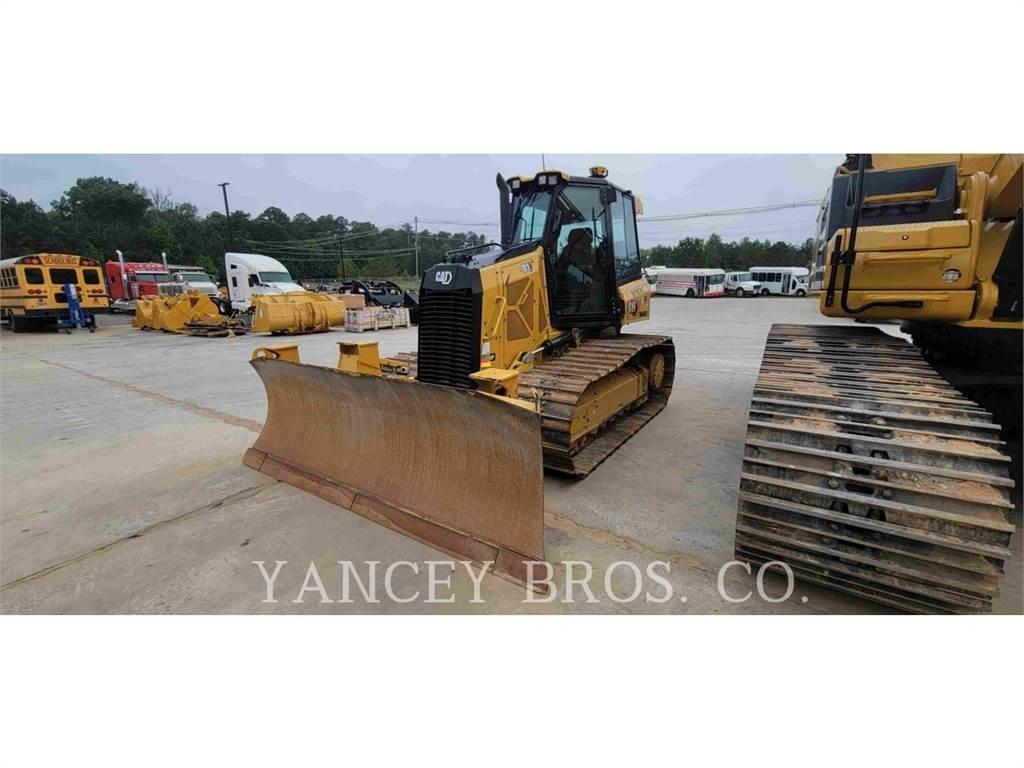 CAT D3 LGP Гусеничні бульдозери