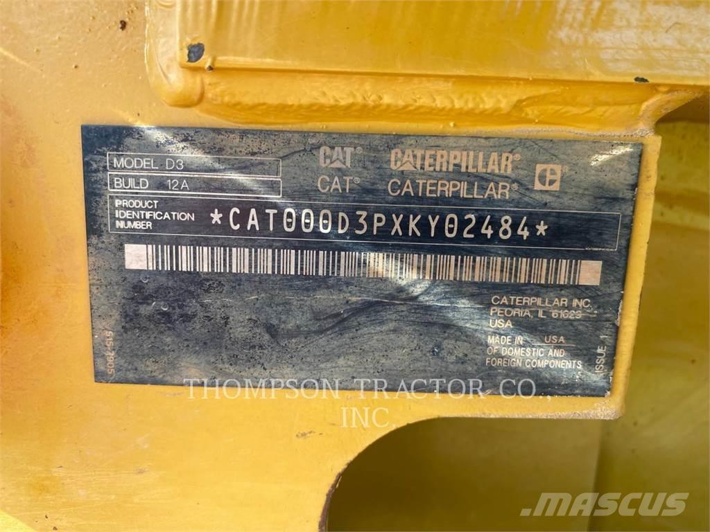 CAT D3 LGP Гусеничні бульдозери
