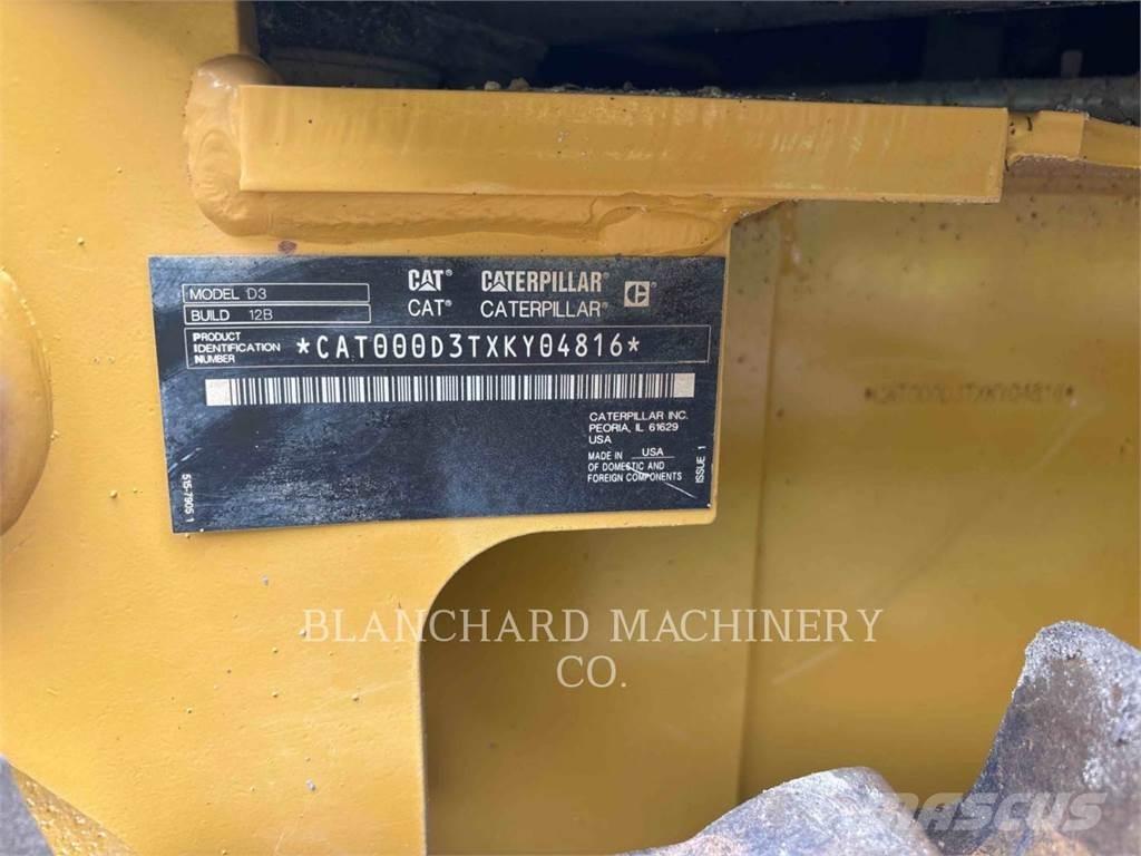CAT D3 LGP Гусеничні бульдозери