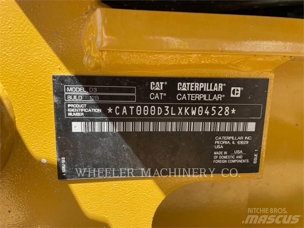 CAT D3 XL Гусеничні бульдозери