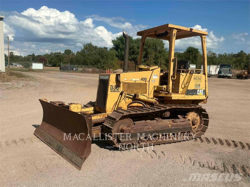 CAT D3C Гусеничні бульдозери