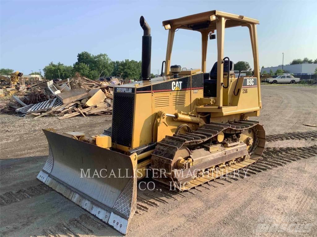 CAT D3CIII Гусеничні бульдозери