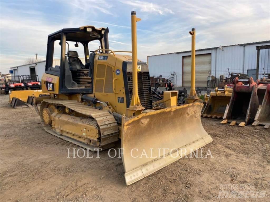 CAT D3K2 Гусеничні бульдозери