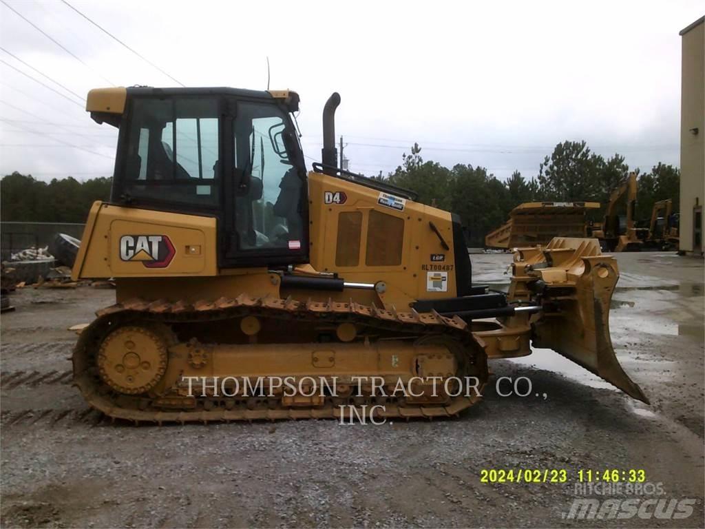 CAT D4 Гусеничні бульдозери