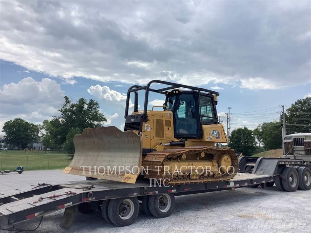 CAT D4 Гусеничні бульдозери