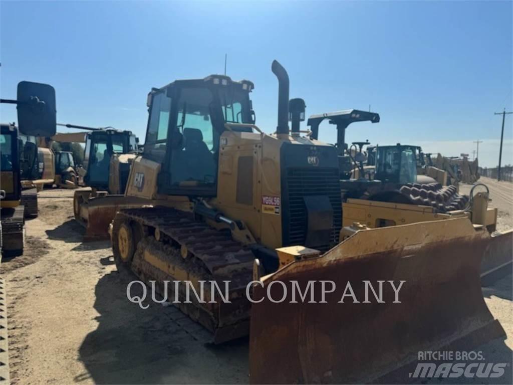 CAT D4 Гусеничні бульдозери