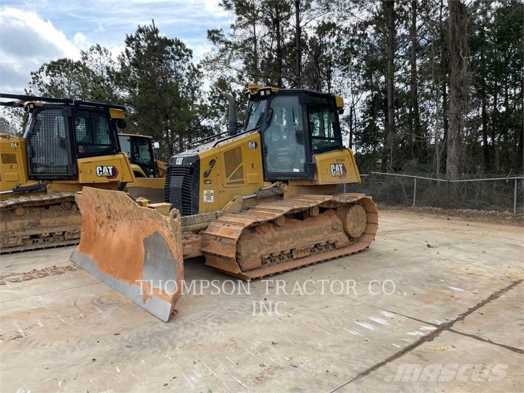 CAT D4 Гусеничні бульдозери