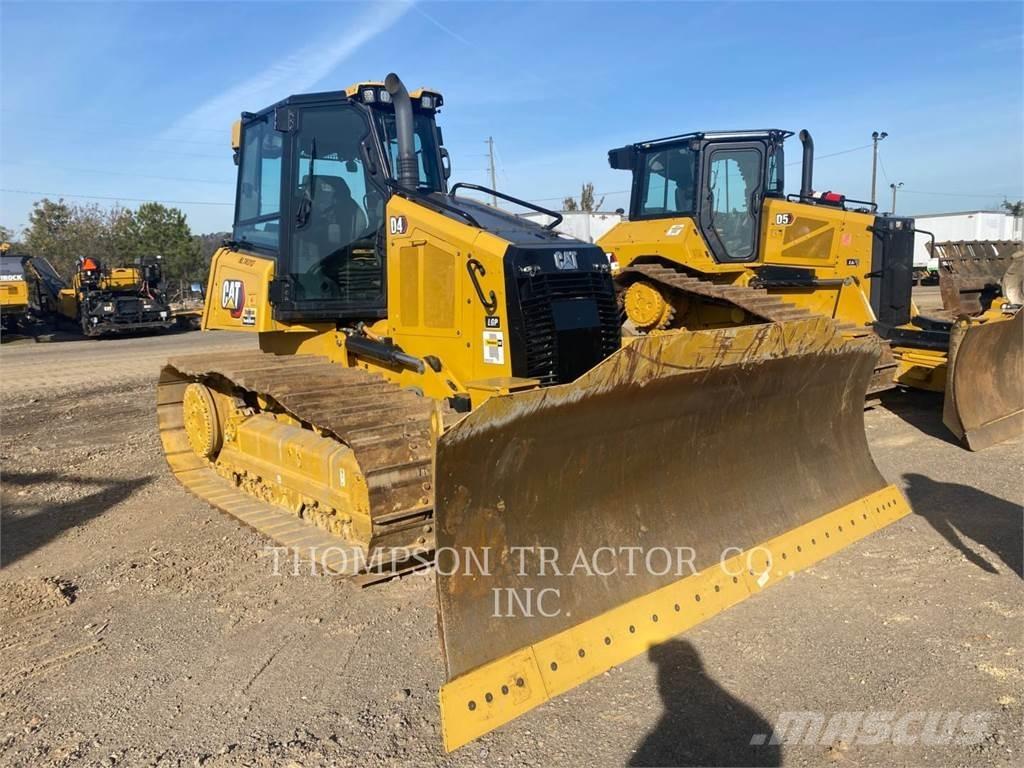 CAT D4 Гусеничні бульдозери