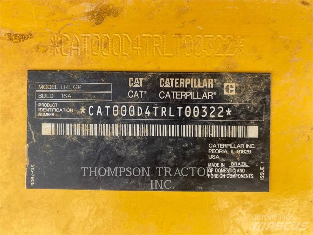 CAT D4 Гусеничні бульдозери