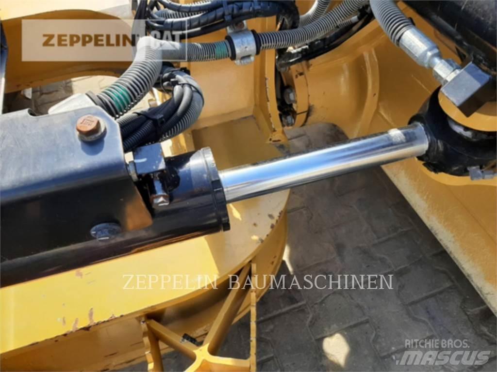CAT D4-16A Гусеничні бульдозери