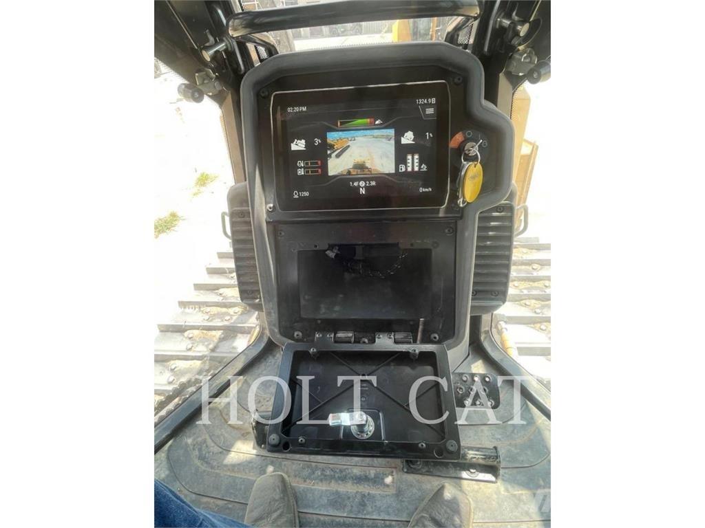 CAT D4 CAB Гусеничні бульдозери