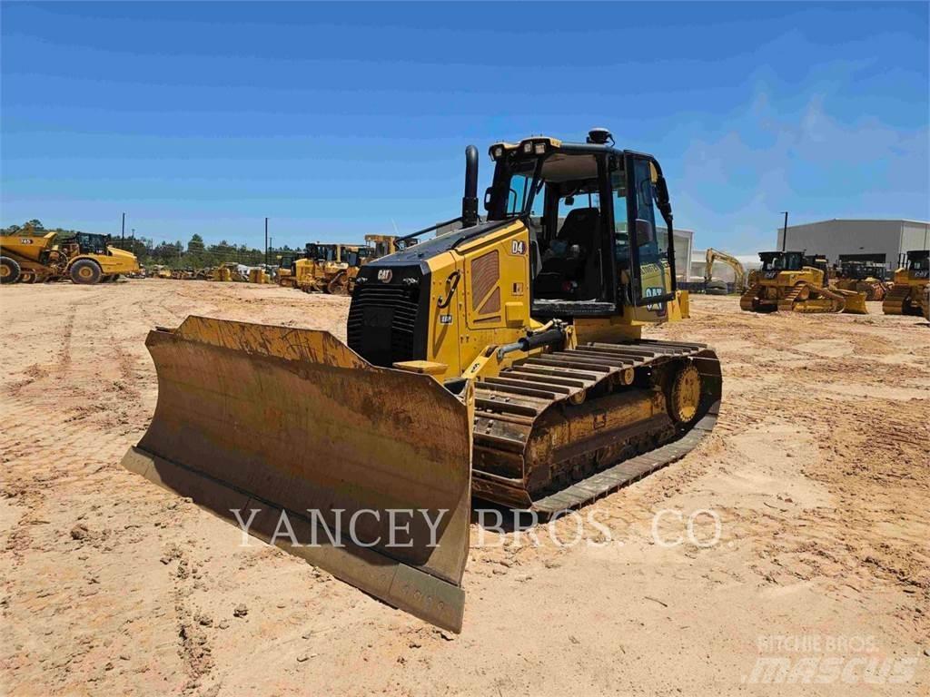 CAT D4 LGP Гусеничні бульдозери