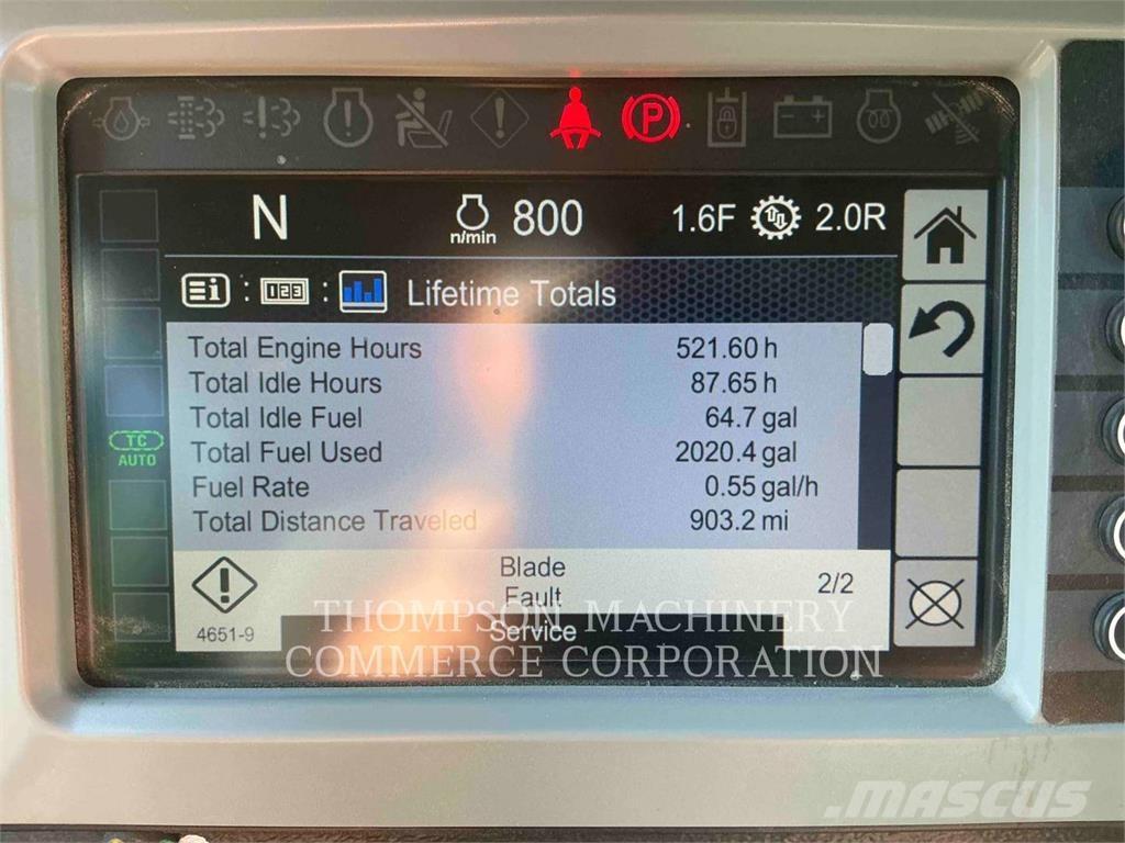 CAT D4 LGP Гусеничні бульдозери