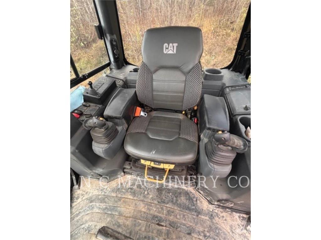 CAT D4 LGPVPAT Гусеничні бульдозери