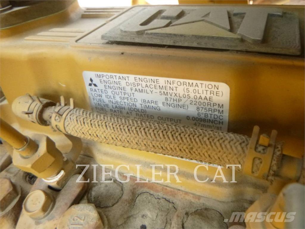 CAT D4GLGP Гусеничні бульдозери
